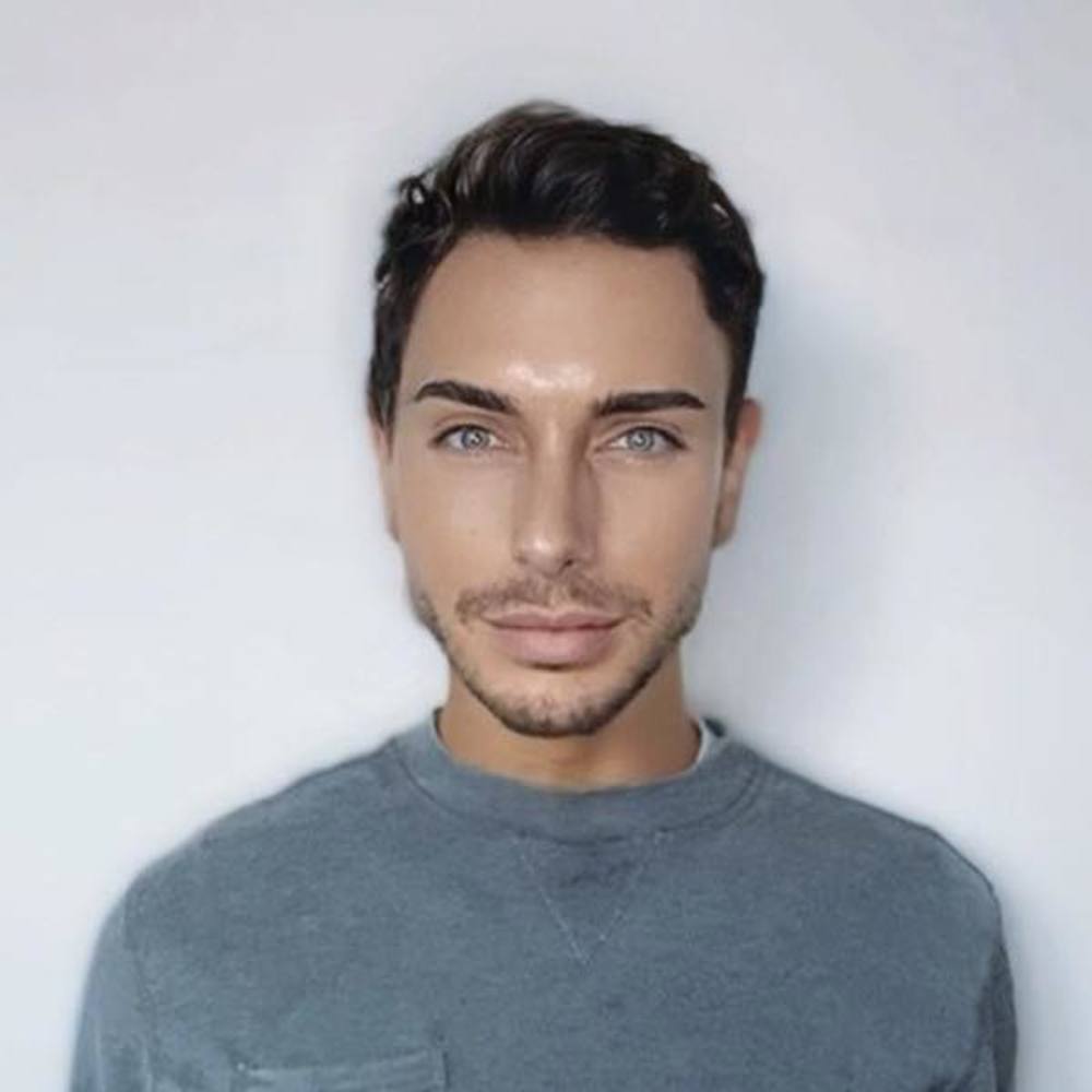 Meet your Posher, Christopher